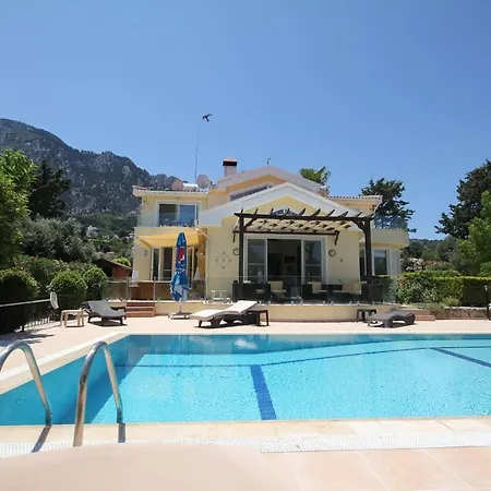 Villa 21 Luxury With Heated Pool Kyrenia (Northern Cyprus)