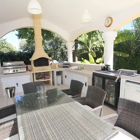 21 Luxury With Heated Pool Villa *