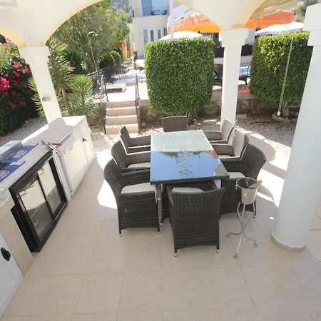 21 Luxury With Heated Pool Villa